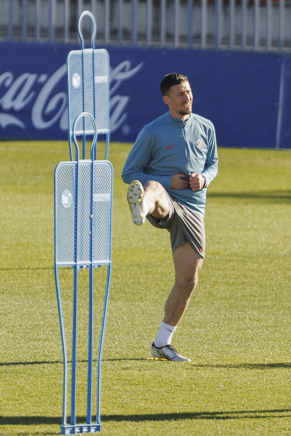 马德里竞技球员集训备战,队内新人表现亮眼的简单介绍