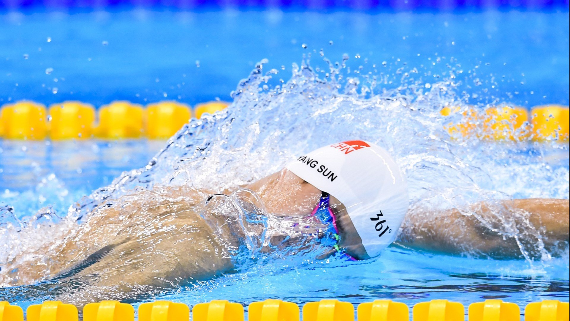 锐不可当首场状态出色，TES观众沸腾！，凯恩重返赛场全场沸腾不已